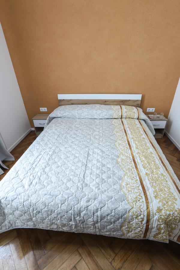 Floasiu Residence Guesthouse Сібіу Екстер'єр фото
